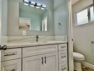 Main picture of 1018 Mission Dr