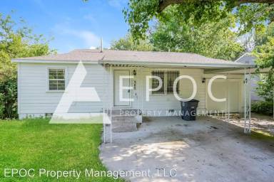 Main picture of 262 E 30th St N