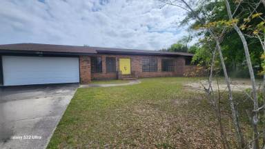 Main picture of 5012 Park St
