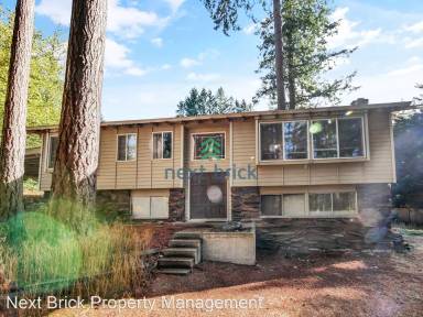Main picture of 22622 SE 20th St