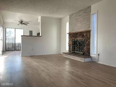 Main picture of 1860 Zebulon Dr