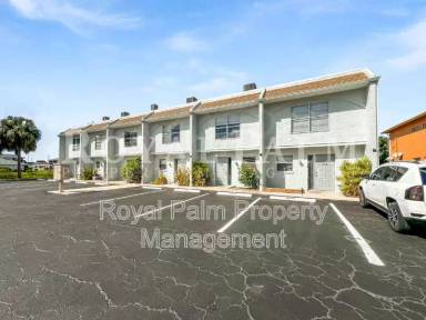 Main picture of DeVille Apartments