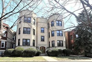 Main picture of 4445 N Rockwell St