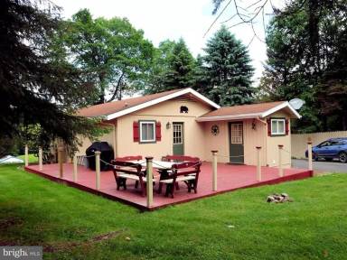 Main picture of 3432 Glendale Rd