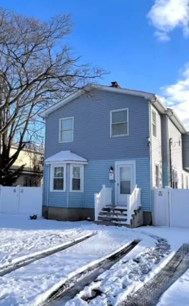 Main picture of 12 Harrison Ave