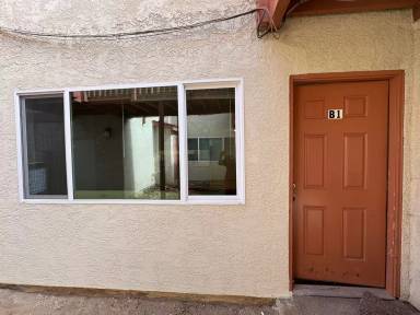 Main picture of 118 W Boone St