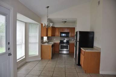 Main picture of 1006 Canterfield Ln