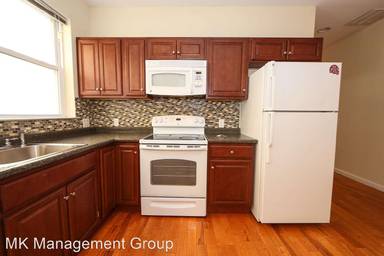 Main picture of 1731 Cecil B Moore Ave