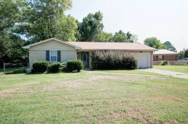 Main picture of 3316 Conger Rd SW