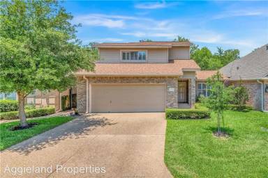 Main picture of 1309 Essex Grn