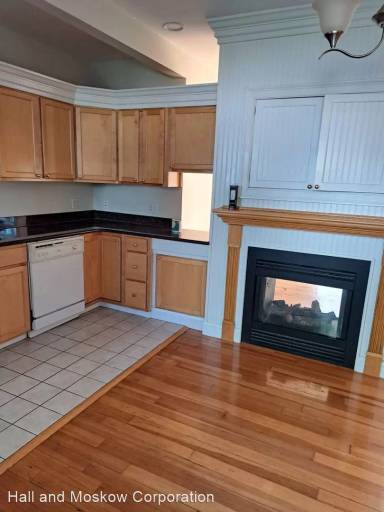 Main picture of 68 Prospect St