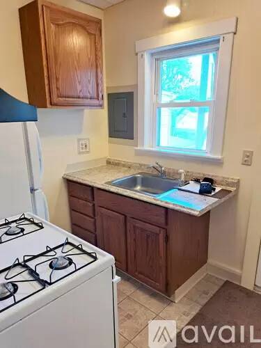 Main picture of 69 W Main St
