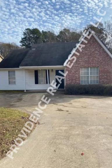 Main picture of 804 Center St