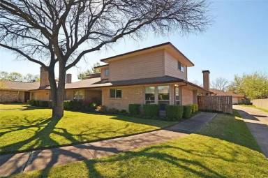 Main picture of 7102 Casablanca Ct