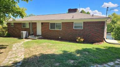 Main picture of 1432 Spencer Dr