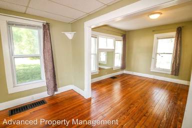 Main picture of 1800 Elaine Dr