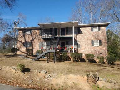 Main picture of 2858 Rosehill St