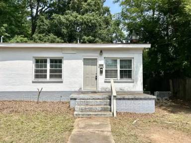 Main picture of 2549 Pinckney Ave