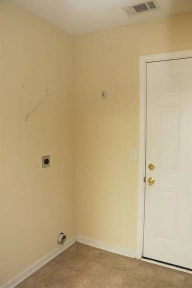 Main picture of 45 Corsair Cir