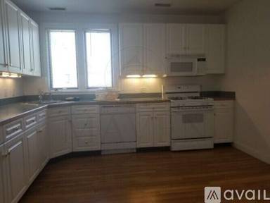 Main picture of 141 Rindge Ave