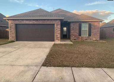 Main picture of 210 Moss Bluff Dr