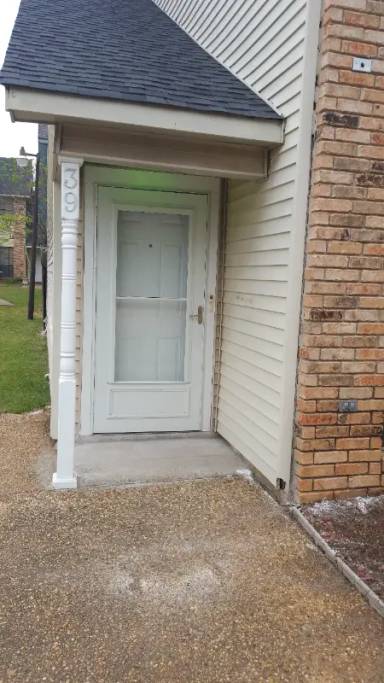 Main picture of 964 Winter Garden Dr