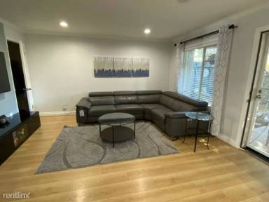 Main picture of 591 Heathertree Ln