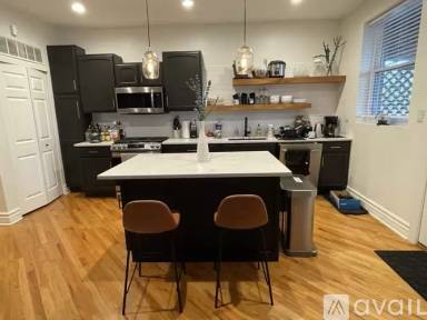 Main picture of 3515 W Medill Ave