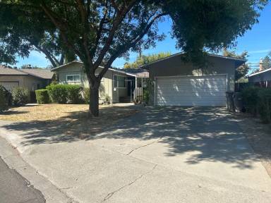 Main picture of 416 Harley Dr