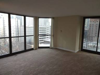 Main picture of 10 E Ontario St Apartments