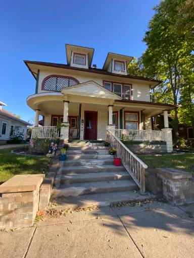 Main picture of 422 E Main St