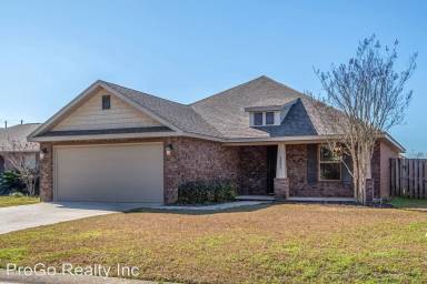 Main picture of 5009 Makenna Cir