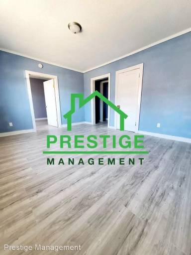 Main picture of 1502 Broadway St