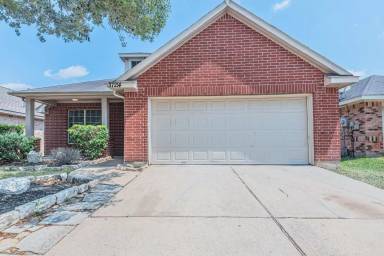 Main picture of 17214 Brookhollow Trace Ct