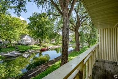 Main picture of 709 Pirate Island Rd