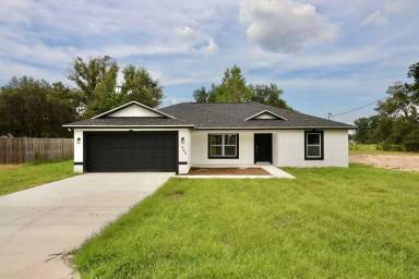 Main picture of 345 Malauka Loop