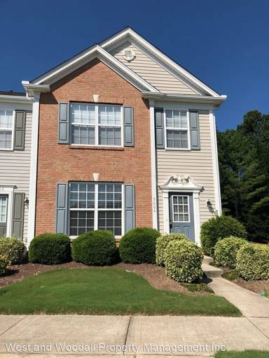 Main picture of 5004 Brooke Lauren Ln