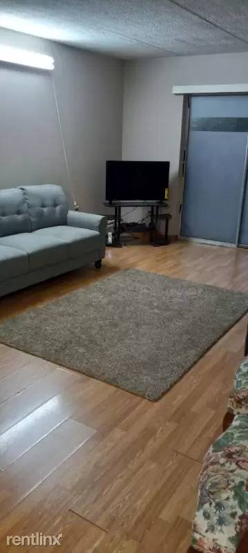 Main picture of 234 Shorewood Dr