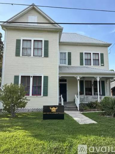 Main picture of 208 Morris St