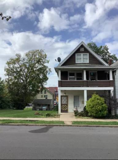 Main picture of 821 Cherry St