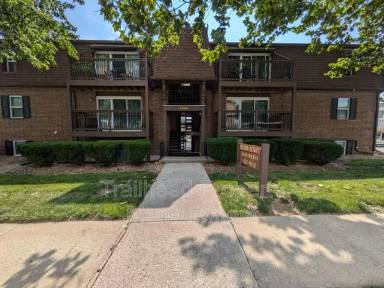 Main picture of 5801 Woodson St