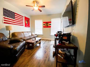 Main picture of 873 N Paulina St