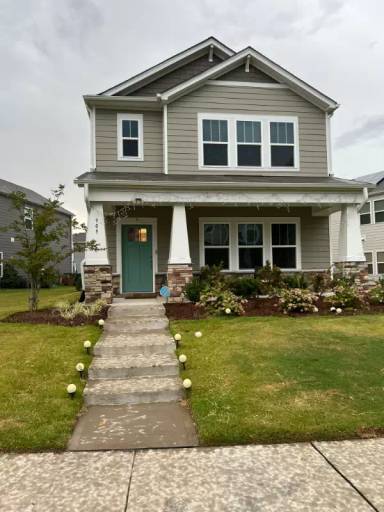 Main picture of 909 Mortar Ln
