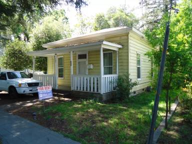 Main picture of 530 Normal Ave