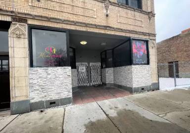 Main picture of 8246 S Racine Ave