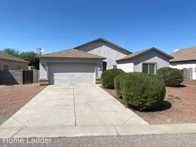 Main picture of 612 W Fairway Cove Dr
