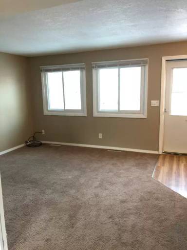 Main picture of 1469 Goodwin Ave N