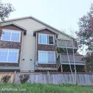 Main picture of 4809 40th Ave SW