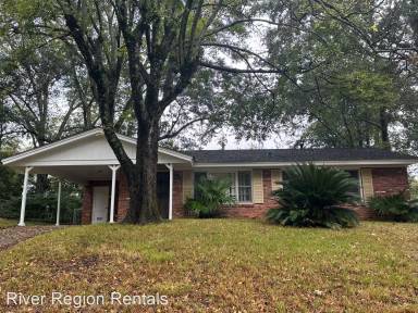 Main picture of 2707 Chevy Chase Dr