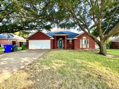 Main picture of 10163 Cougar Ridge Pkwy